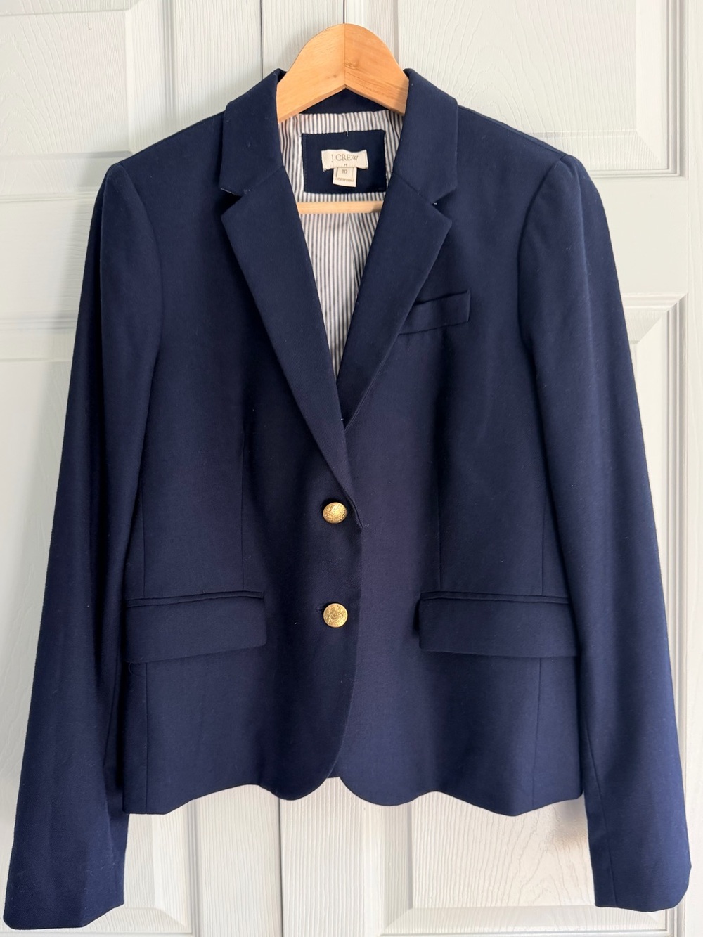 J.Crew Schoolboy Blazer Women’s 10 Navy Wool Blend Gold Crest Buttons Preppy